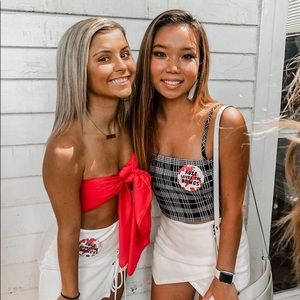 Meet your Posher, Emilia